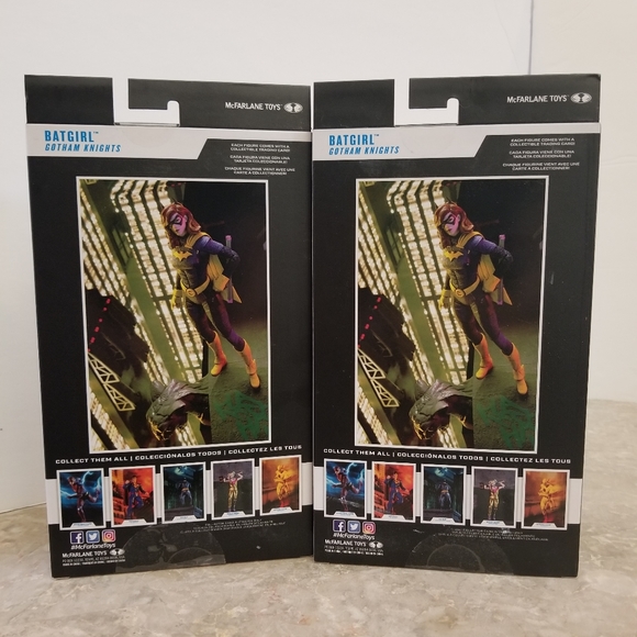 Batgirl Bundle - Picture 2 of 10